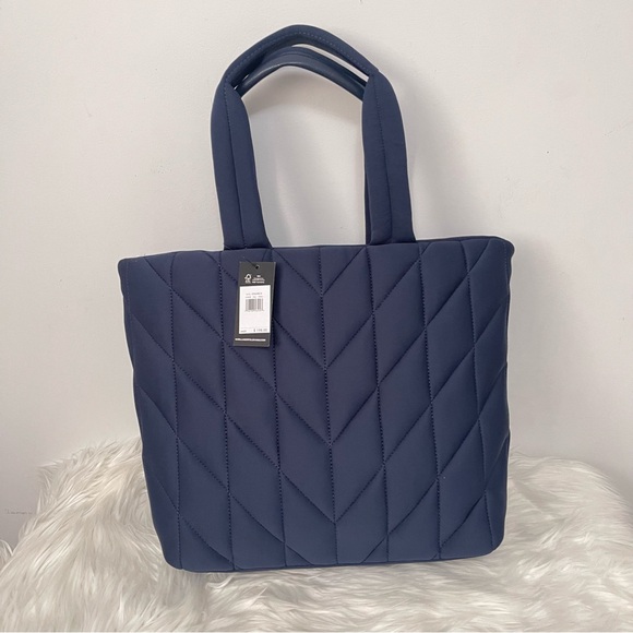 KARL LAGERFELD Quilted XL Tote Bag Purse NAVY BLUE Lovely ❤️ New With Tags. - Picture 2 of 8
